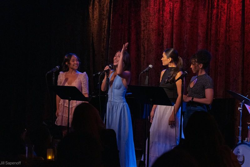 Photos: AMANDA GREEN & FANTASTIC FRIENDS Take The Stage At Birdland — photo 11 of 26