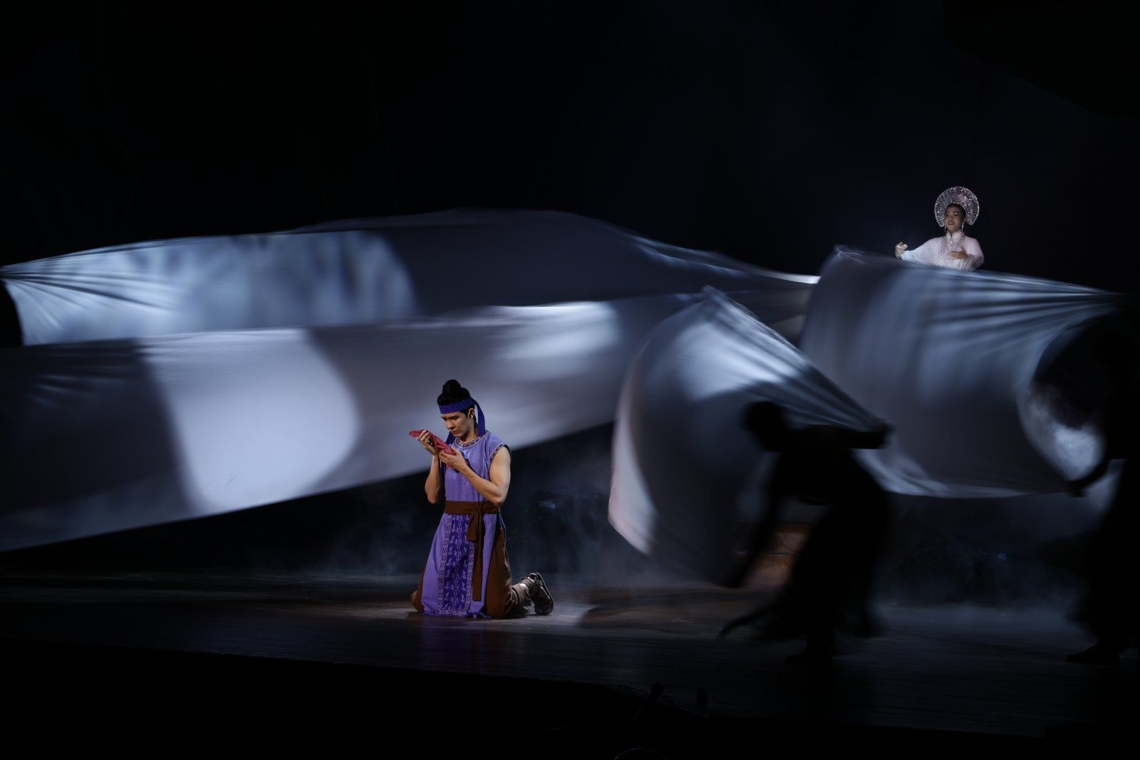 Photos: First Look At THE WATERMELON PRINCE: THE MUSICAL At The Saigon Opera House — photo 9 of 21