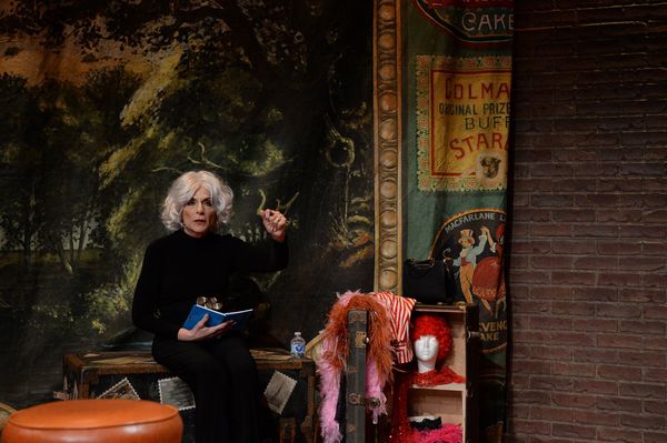 Caroline Aaron Photo