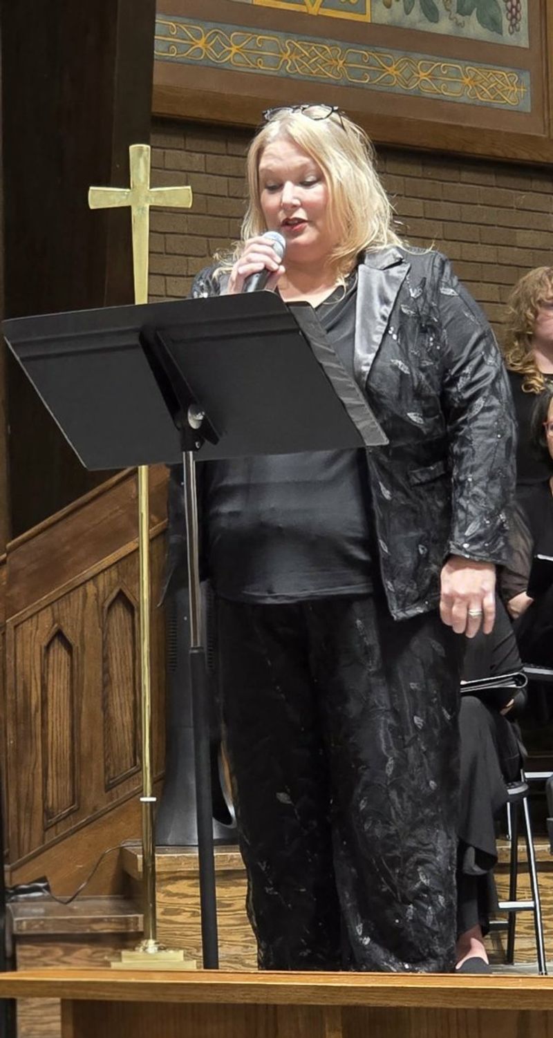 Review: A PALE BLUE DOT with Arkansas Chamber Singers at St. James UMC In Little Rock Image