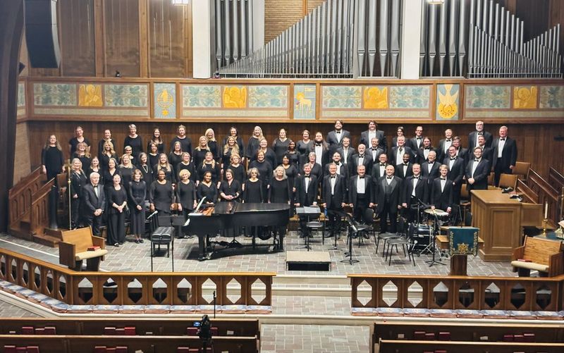 Review: A PALE BLUE DOT with Arkansas Chamber Singers at St. James UMC In Little Rock Image