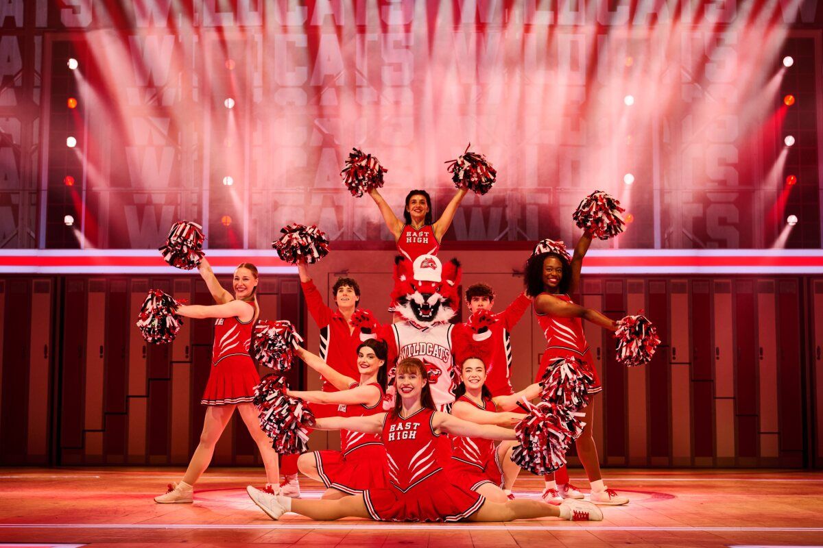 Cast at Photos: Harry Judd, KayCee Stroh, and More in HIGH SCHOOL MUSICAL at Troubadour Wembley Park Theatre