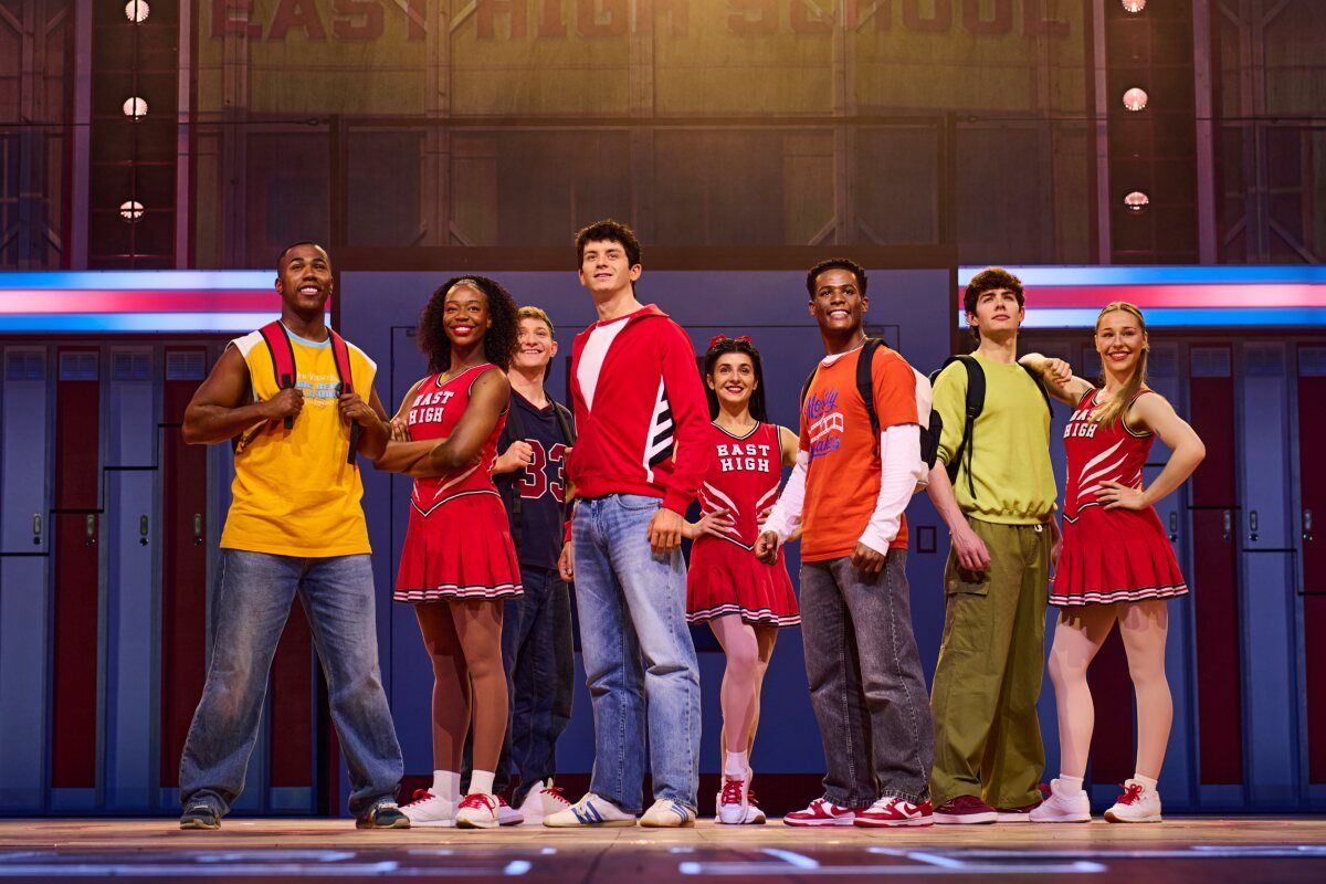 Photos: Harry Judd, KayCee Stroh, and More in HIGH SCHOOL MUSICAL at Troubadour Wembley Park Theatre — photo 6 of 29