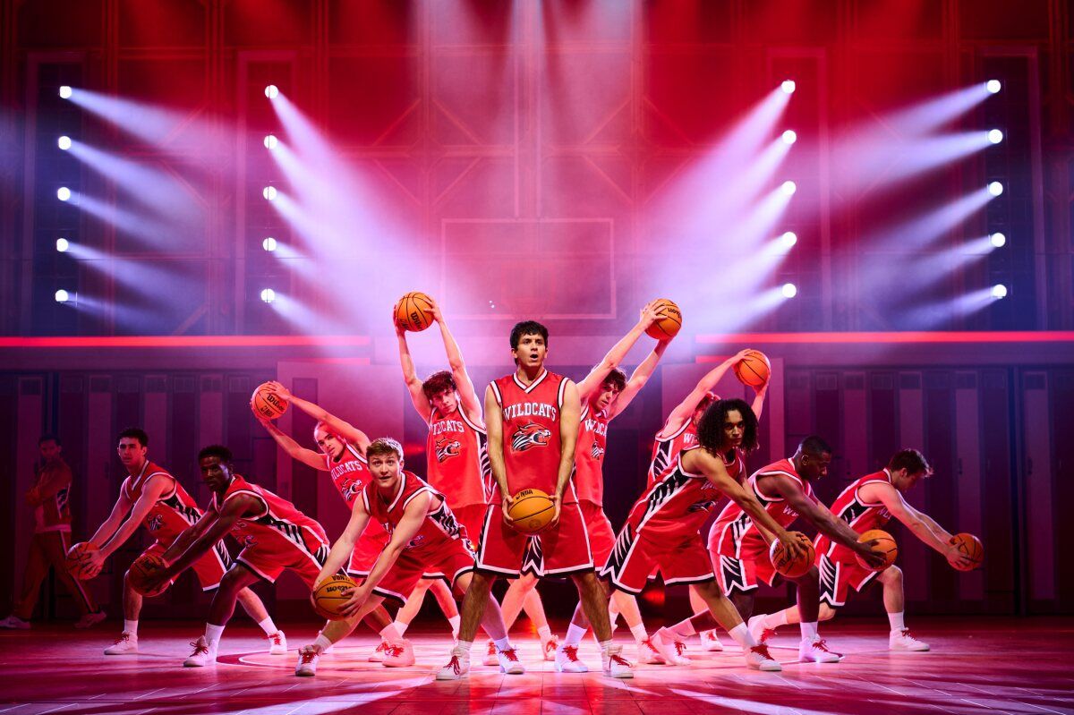 Photos: Harry Judd, KayCee Stroh, and More in HIGH SCHOOL MUSICAL at Troubadour Wembley Park Theatre — photo 3 of 29