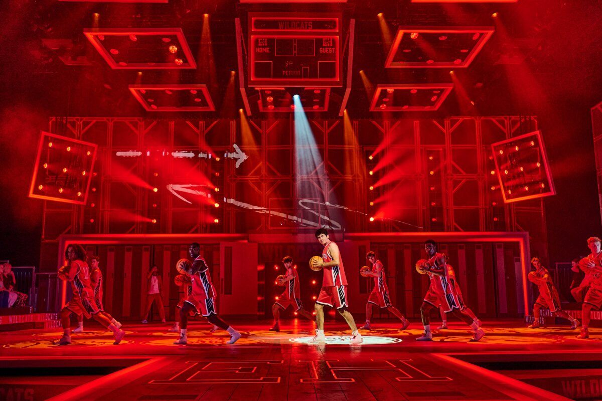 Photos: Harry Judd, KayCee Stroh, and More in HIGH SCHOOL MUSICAL at Troubadour Wembley Park Theatre — photo 4 of 29
