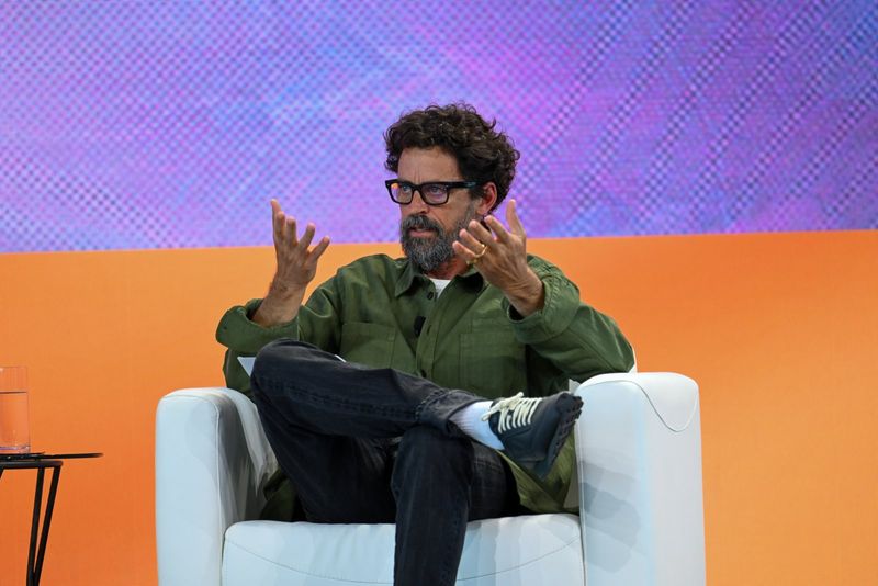 Photos: Samuel L. Jackson, James Gunn, Big Sean at Crunchyroll Anime Future Forum — photo 6 of 17