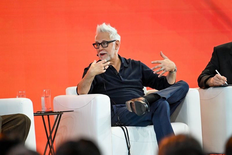 Photos: Samuel L. Jackson, James Gunn, Big Sean at Crunchyroll Anime Future Forum — photo 4 of 17