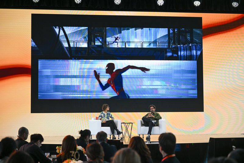 Photos: Samuel L. Jackson, James Gunn, Big Sean at Crunchyroll Anime Future Forum — photo 8 of 17