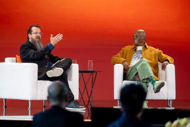 Photos: Samuel L. Jackson, James Gunn, Big Sean at Crunchyroll Anime Future Forum — photo 2 of 17