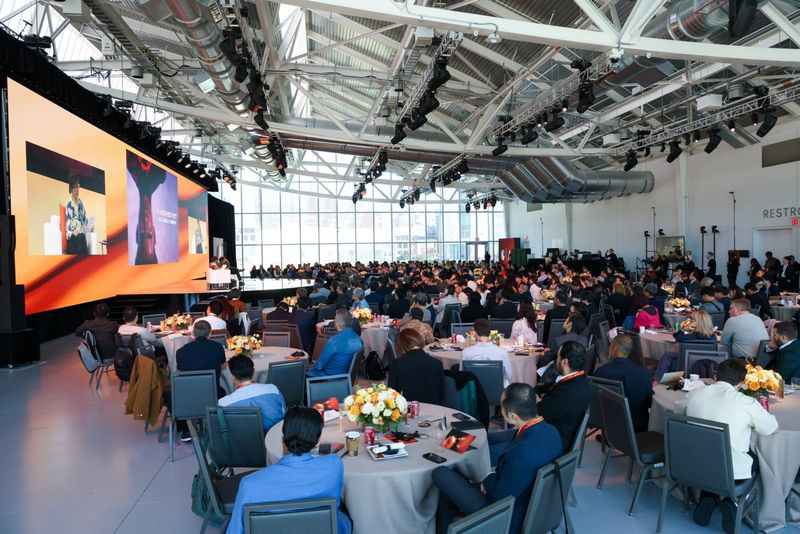 Photos: Samuel L. Jackson, James Gunn, Big Sean at Crunchyroll Anime Future Forum — photo 15 of 17