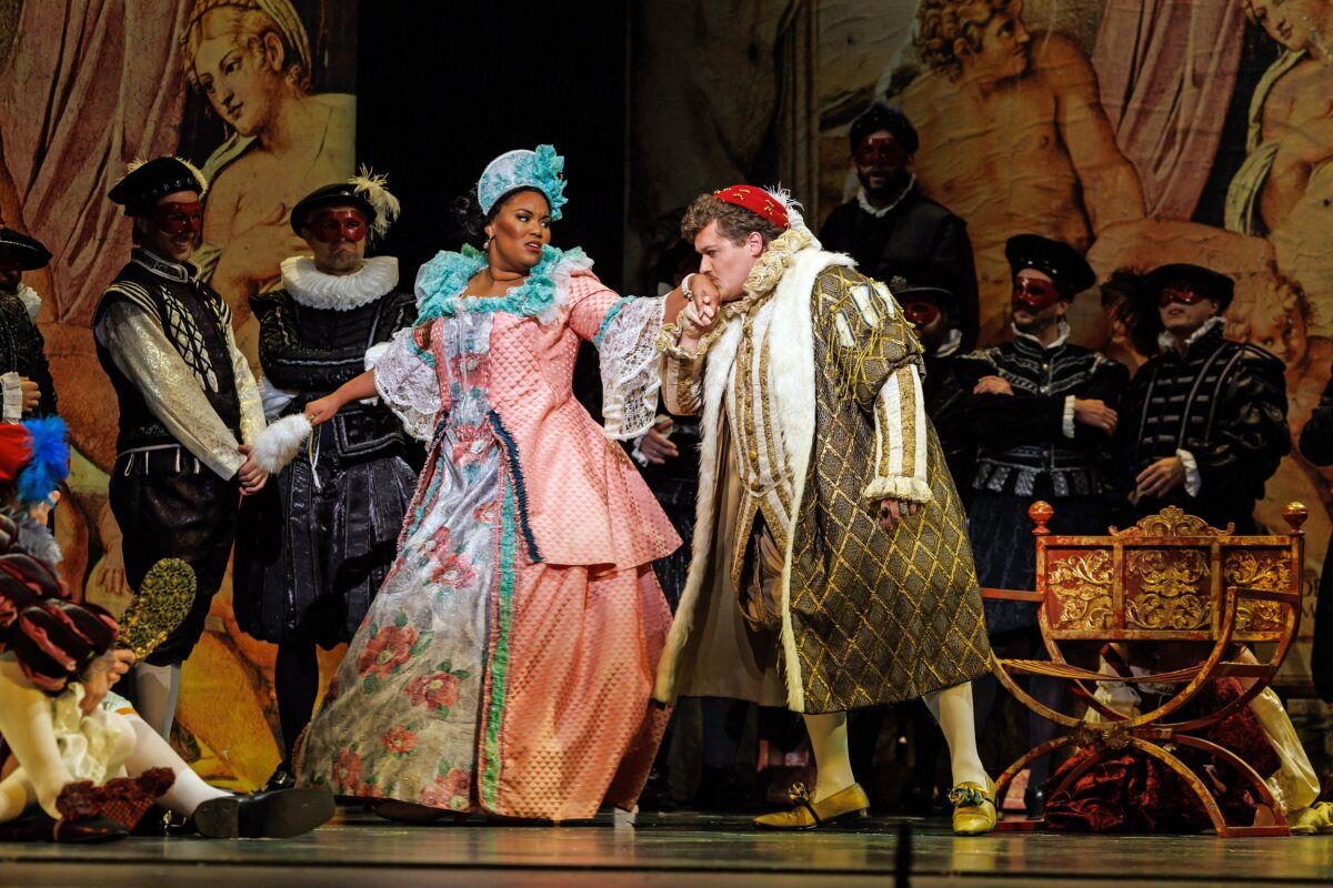 Photos: Pittsburgh Opera's RIGOLETTO Continues at the Benedum Center — photo 37 of 38