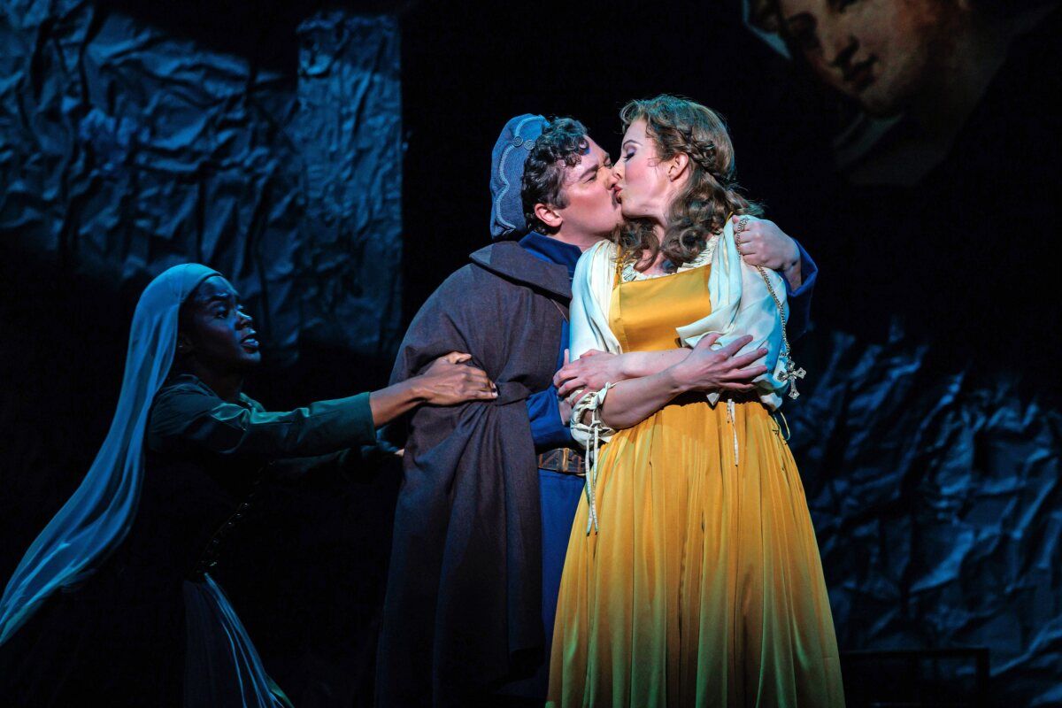 Photos: Pittsburgh Opera's RIGOLETTO Continues at the Benedum Center — photo 16 of 38
