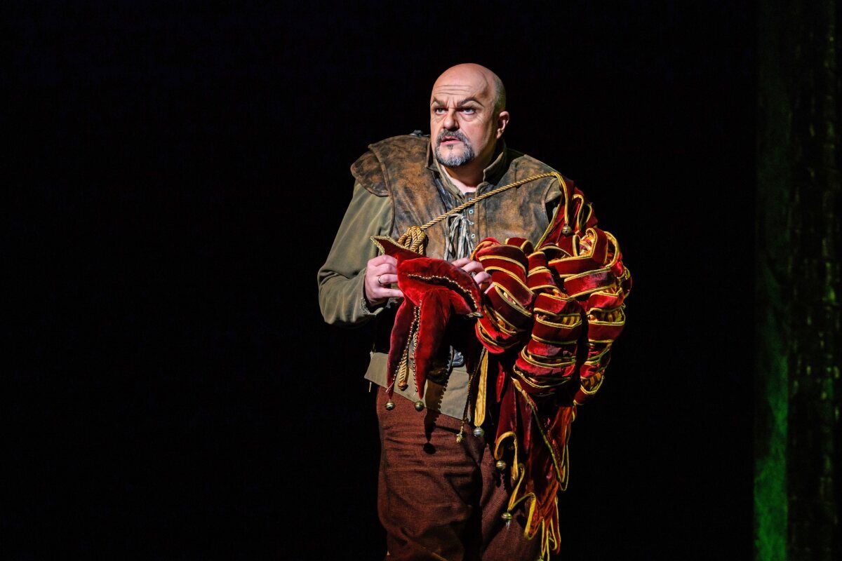 Photos: Pittsburgh Opera's RIGOLETTO Continues at the Benedum Center — photo 11 of 38