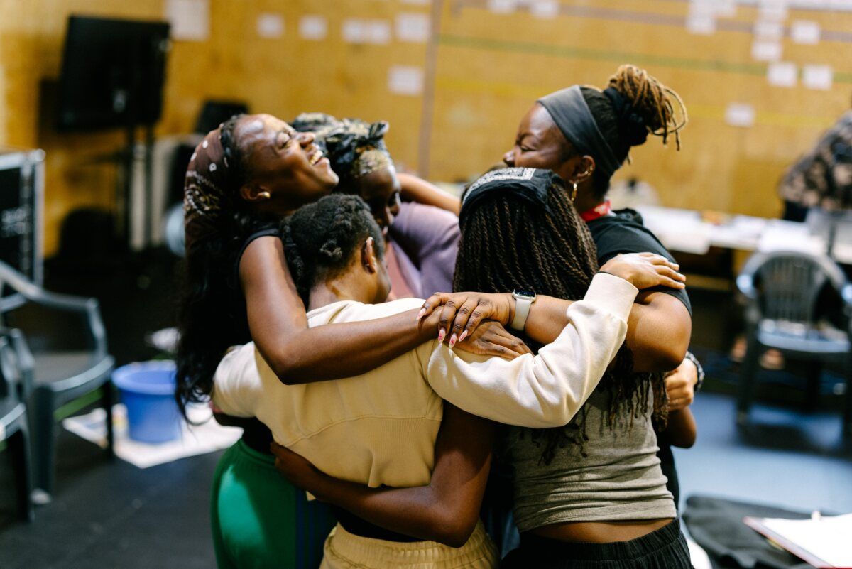 Photos: GIRLS in Rehearsal at the Young Vic Theatre — photo 7 of 22