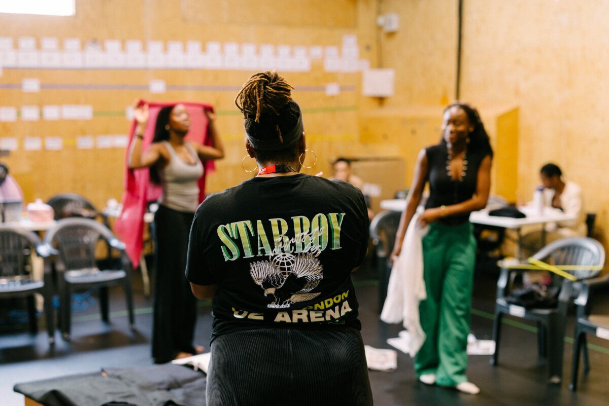 Photos: GIRLS in Rehearsal at the Young Vic Theatre — photo 15 of 22
