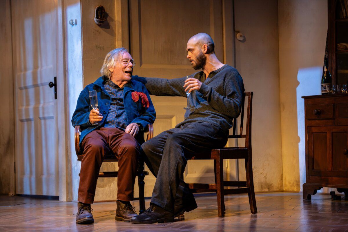 Photos: Kristin Scott Thomas, Stephen Mangan, and More in THE CHERRY ORCHARD — photo 10 of 21