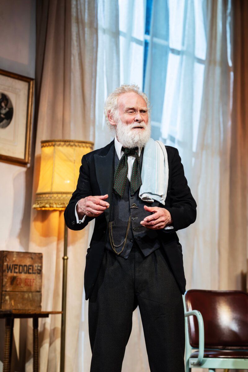 Photos: Kristin Scott Thomas, Stephen Mangan, and More in THE CHERRY ORCHARD — photo 9 of 21