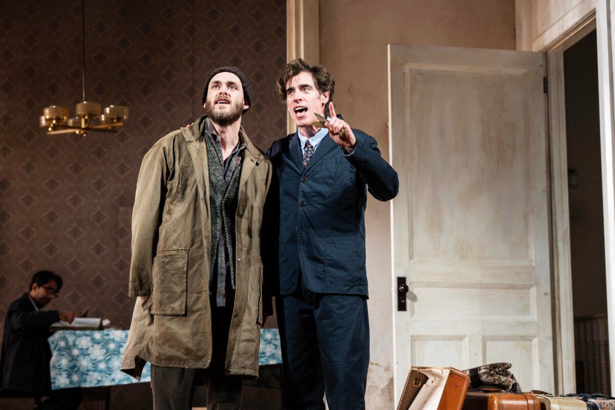 Photos: Kristin Scott Thomas, Stephen Mangan, and More in THE CHERRY ORCHARD — photo 2 of 21