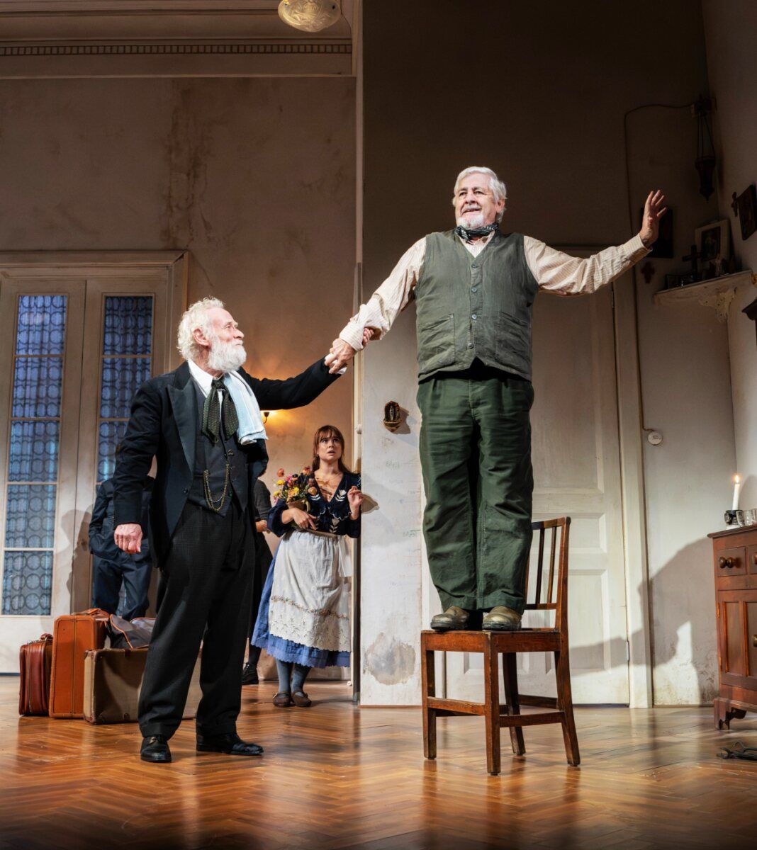 Photos: Kristin Scott Thomas, Stephen Mangan, and More in THE CHERRY ORCHARD — photo 4 of 21