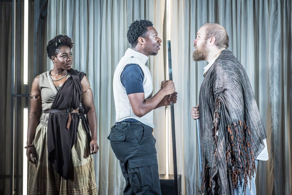 Photos: First Look at National Theatre's BACCHAE Schools Tour — photo 6 of 22