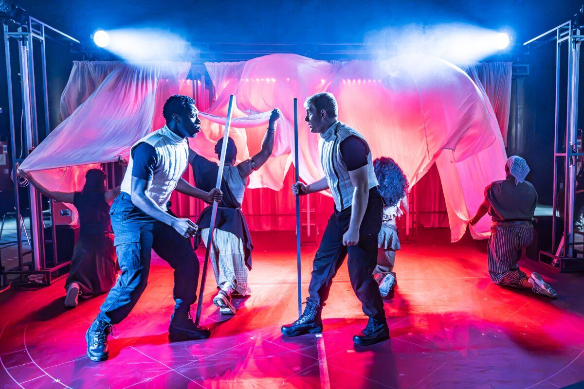 Photos: First Look at National Theatre's BACCHAE Schools Tour — photo 4 of 22