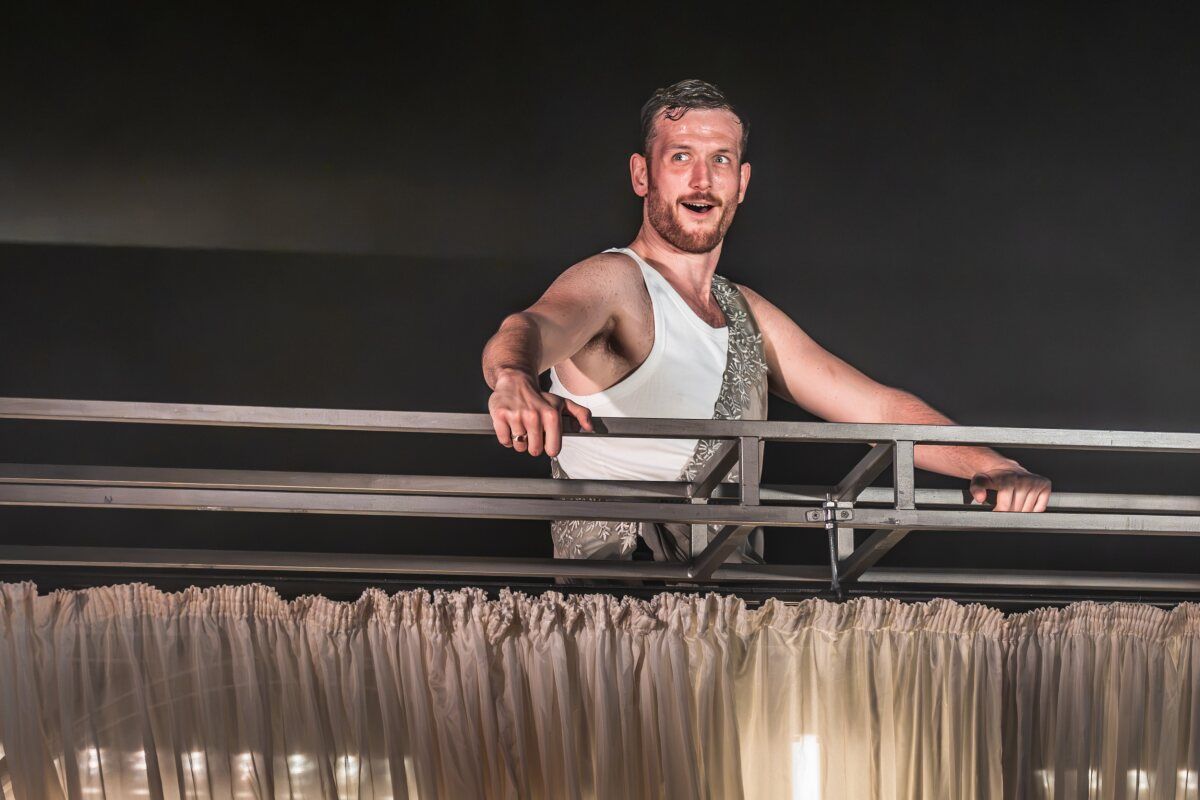 Photos: First Look at National Theatre's BACCHAE Schools Tour — photo 3 of 22