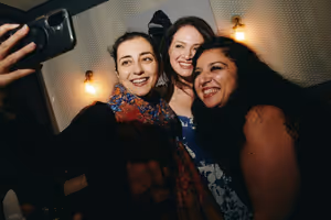 Roxanna Hope Radja & Guests @ BroadwayWorld Roxanna Hope Radja & Guests Photo