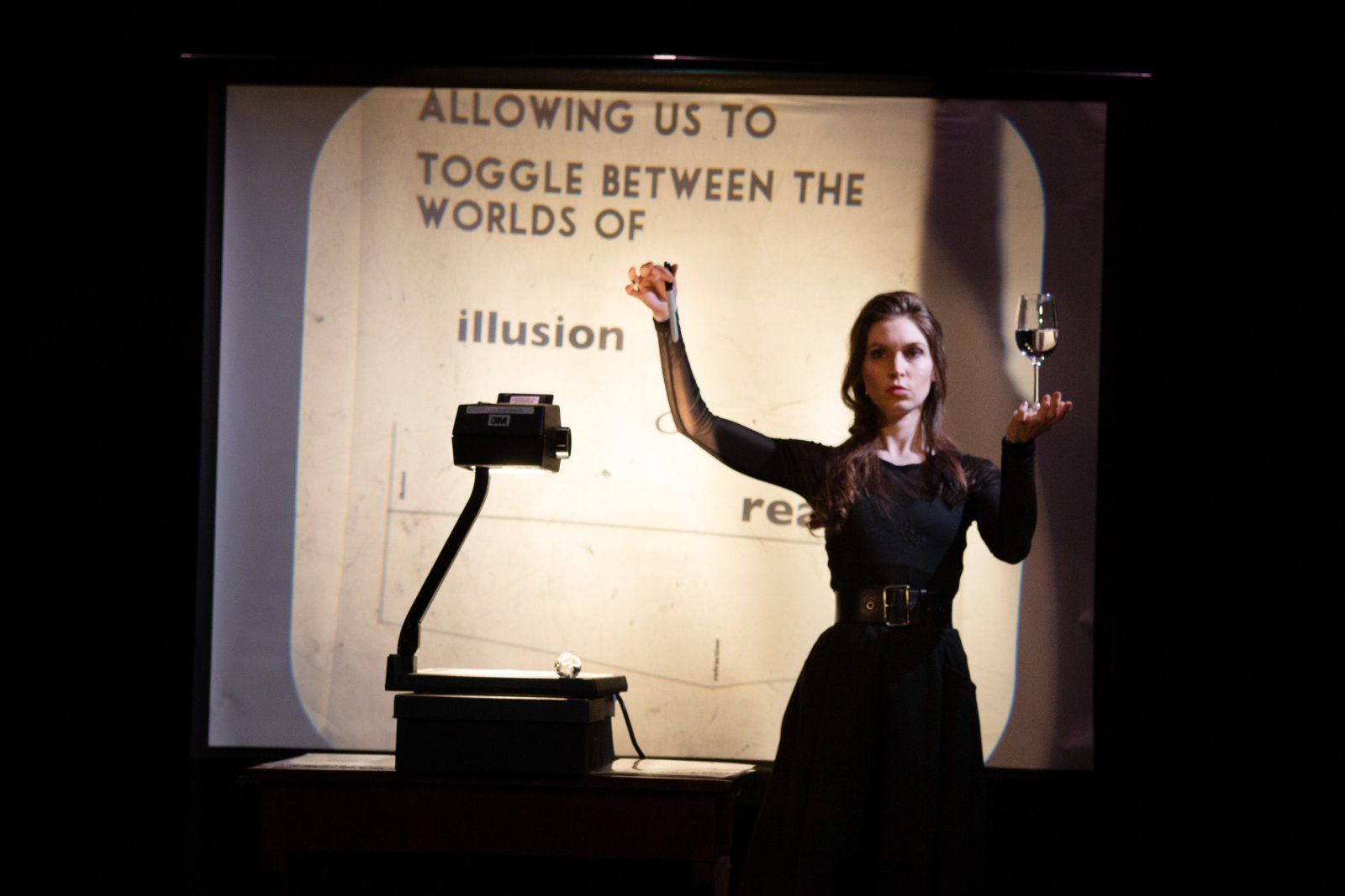 Photos: Jeanette Andrews to Present Evening of Magic and Perception at Smart Museum — photo 2 of 12