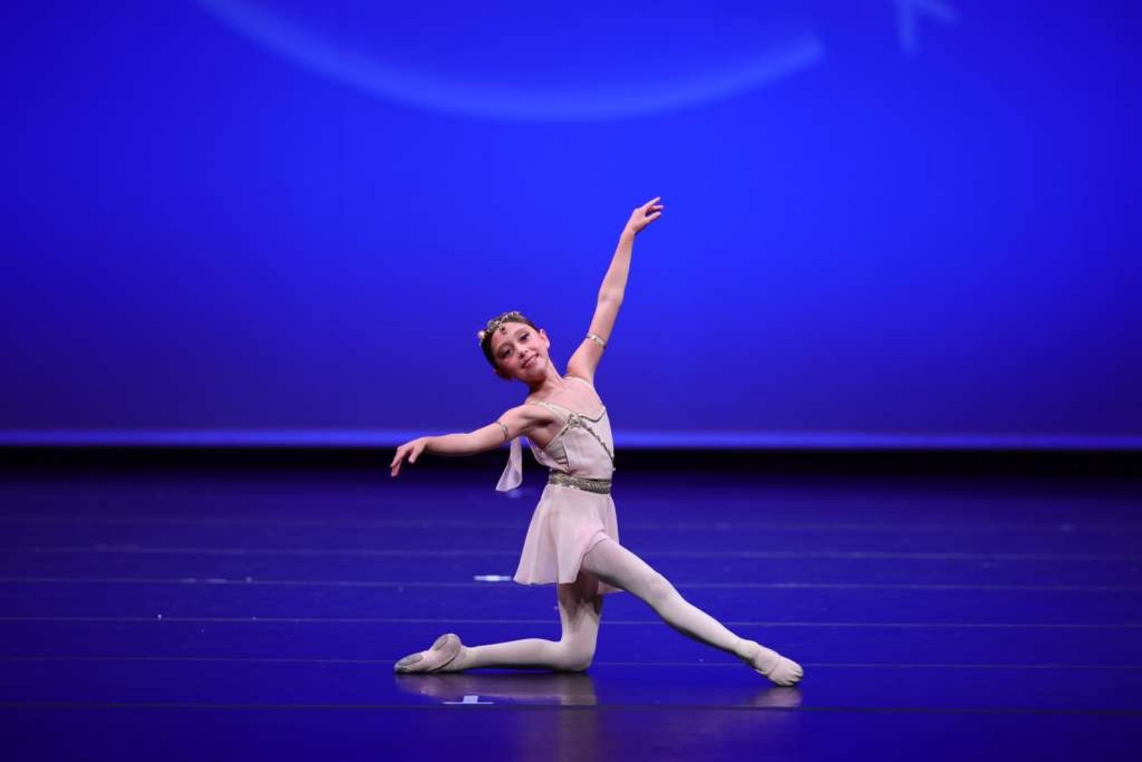 Photos: Hundreds of Dancers Compete at Youth America Grand Prix L.A. Regionals — photo 6 of 8