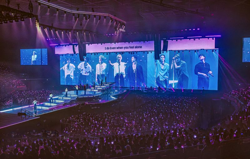 Photos: STRAY KIDS WORLD TOUR 'RUN IT' LIVE VIEWING to Air November 7 — photo 5 of 9