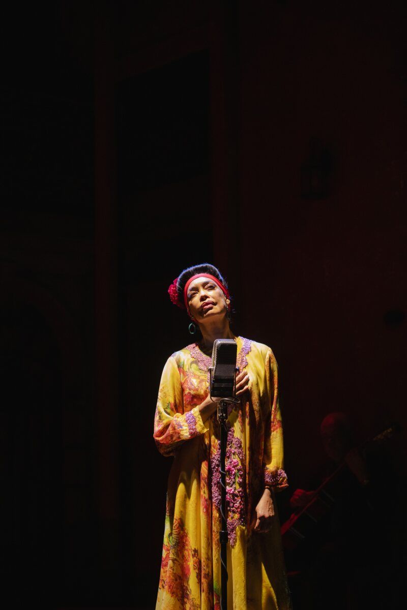 Photos & Video: Gina Torres Takes First Bow in BUENA VISTA SOCIAL CLUB on Broadway — photo 2 of 4