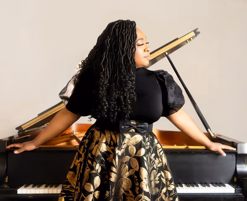 Feature: Las Vegas Philharmonic Music Director Rei Hotoda Makes Debut With REI CONDUCTS BEETHOVEN Image