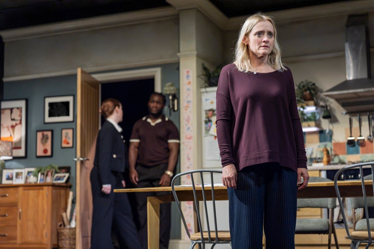 Hannah Onslow (Kate), Tobi King-Bakare (Nathan) and Anne-Marie Duff (Julie) at Photos: Anne-Marie Duff and More in SOME WOMAN at the National Theatre