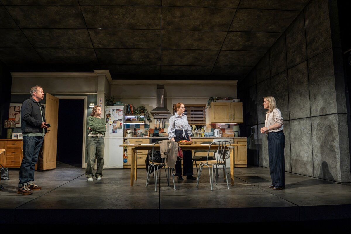 Photos: Anne-Marie Duff and More in SOME WOMAN at the National Theatre — photo 4 of 20