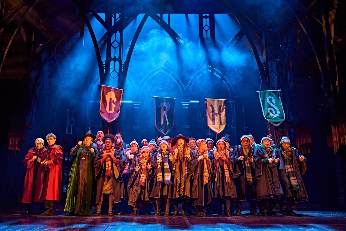 Photos: HARRY POTTER AND THE CURSED CHILD Extends; First Look at New Cast — photo 2 of 5