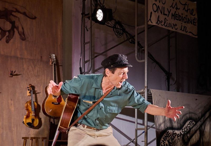 BWW Reviews: WOODY SEZ: THE LIFE & MUSIC OF WOODY GUTHRIE at Dupont Underground Image