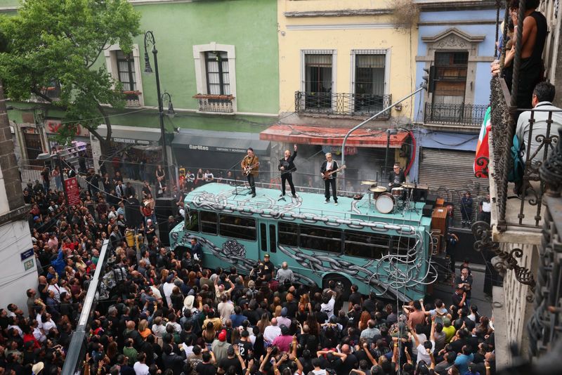 Photos: U2 to Launch THE GREATEST SHOW ON EARTH World Tour in 2027 — photo 11 of 15