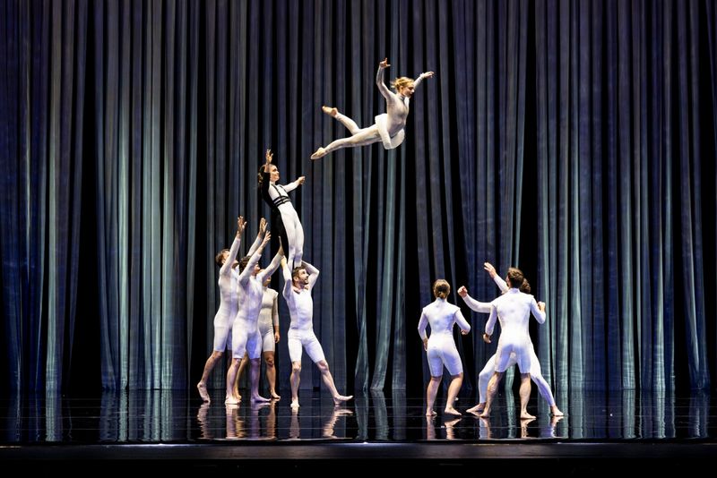 Photos: DUCK POND to Make McCallum Theatre Debut in Palm Desert — photo 19 of 35