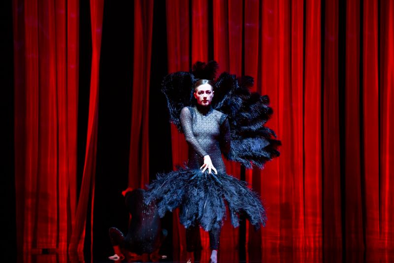 Photos: DUCK POND to Make McCallum Theatre Debut in Palm Desert — photo 21 of 35