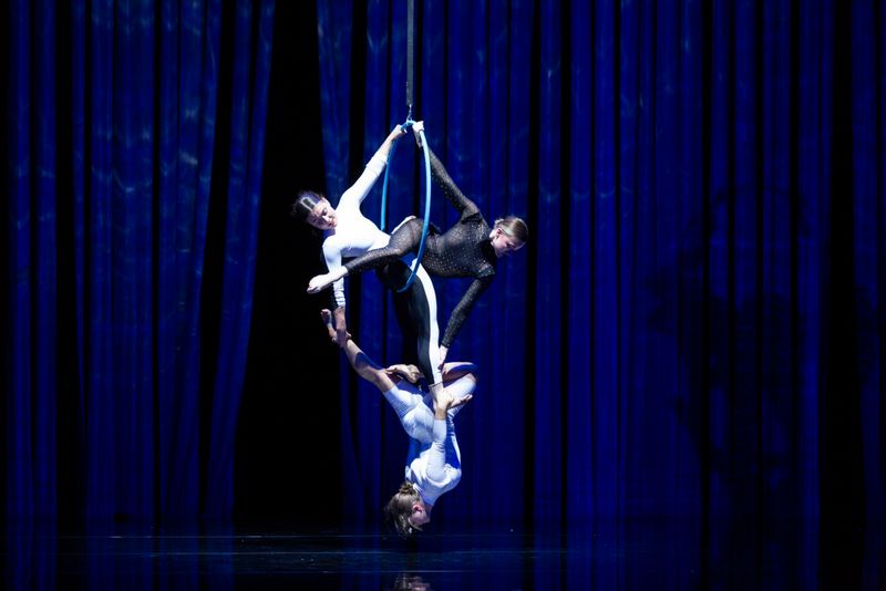 Photos: DUCK POND to Make McCallum Theatre Debut in Palm Desert — photo 30 of 35