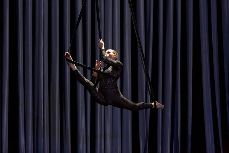 Photos: DUCK POND to Make McCallum Theatre Debut in Palm Desert — photo 34 of 35