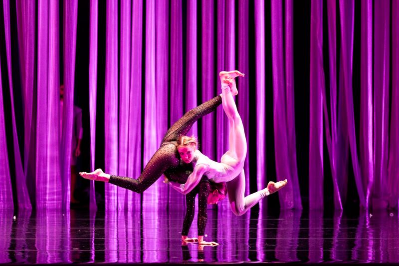 Photos: DUCK POND to Make McCallum Theatre Debut in Palm Desert — photo 4 of 35