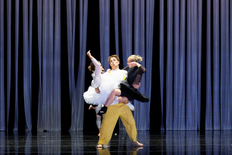 Photos: DUCK POND to Make McCallum Theatre Debut in Palm Desert — photo 32 of 35