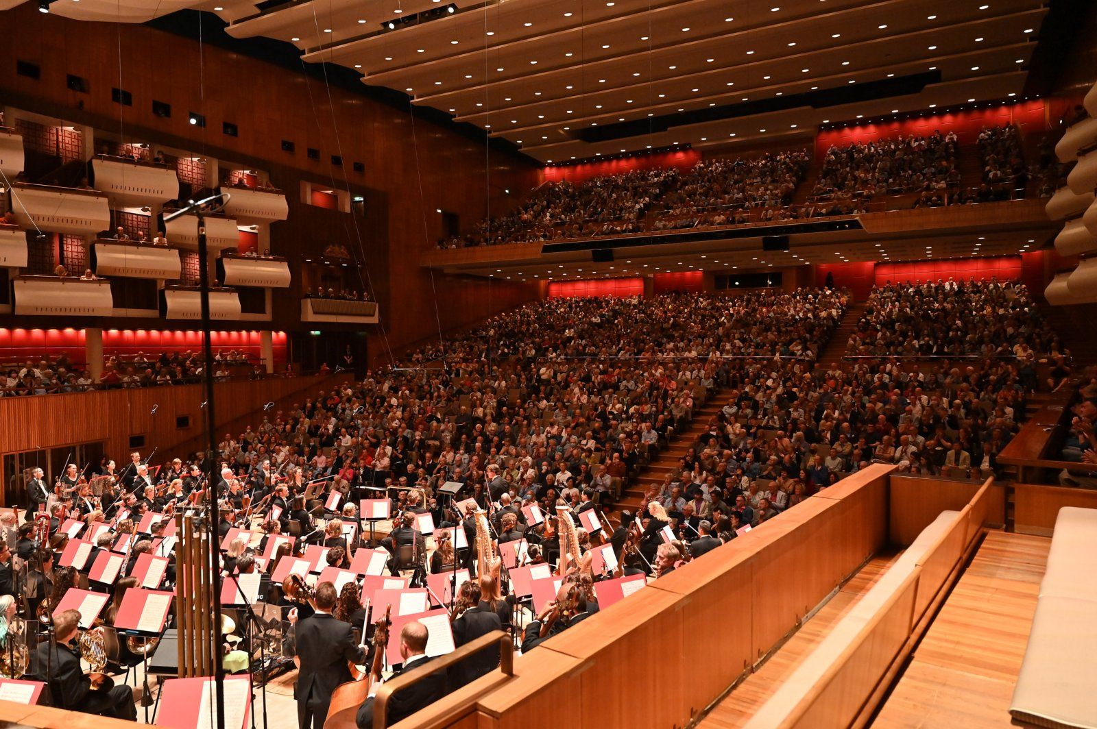Photos: Philharmonia Orchestra to Present Beethoven Cycle at Southbank Centre — photo 11 of 14