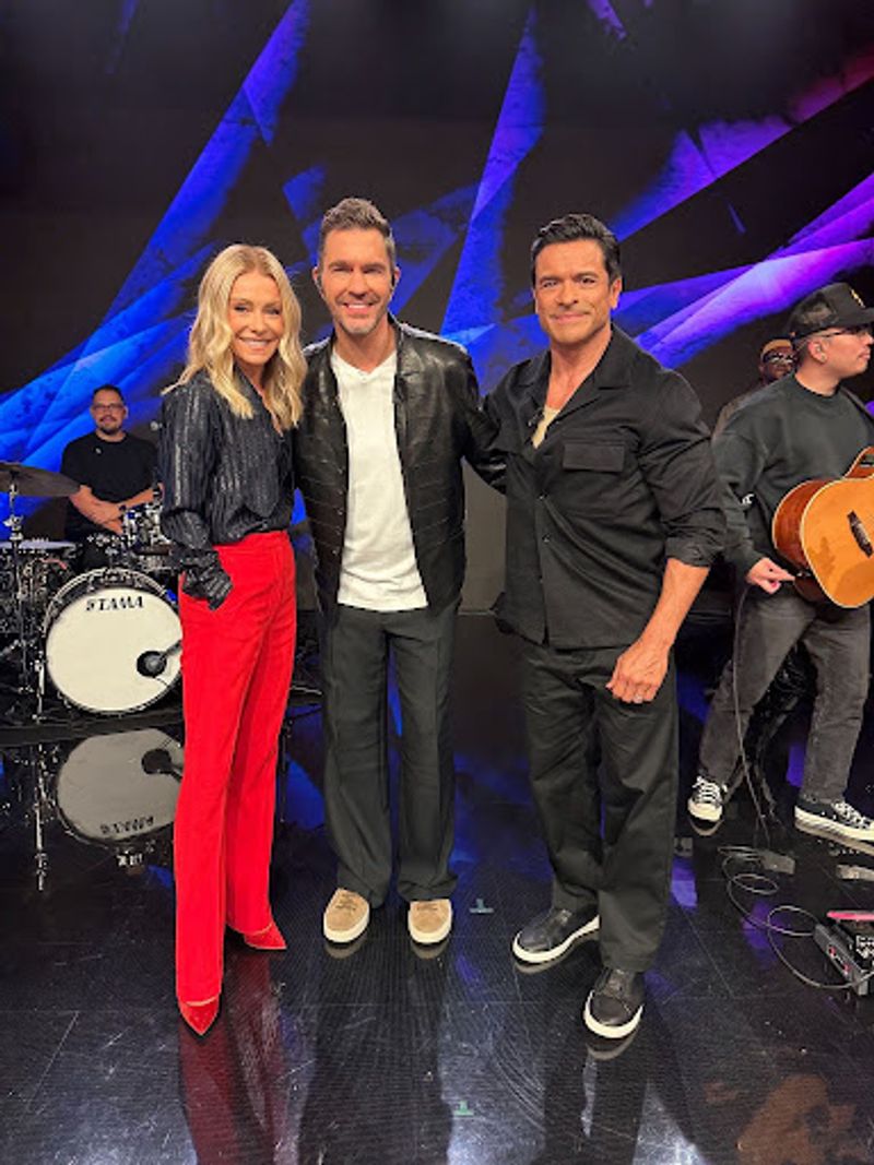 Photos: Andy Grammer Releases Sixth Studio Album BIG STUPID HEART — photo 3 of 7