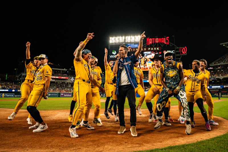 Photos: Andy Grammer Releases Sixth Studio Album BIG STUPID HEART — photo 1 of 7