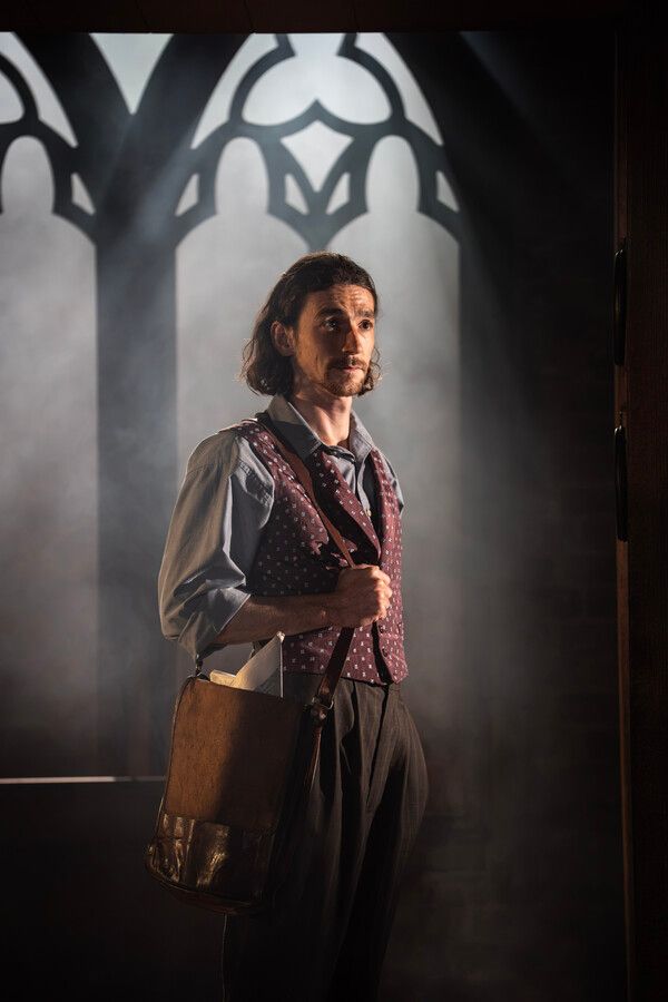 Photos: First Look at MIDDLEMARCH at RSC's Swan Theatre in Stratford — photo 9 of 16