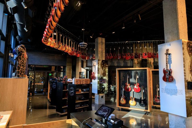 Photos: Gibson Garage Nashville to Host CEREMONY FEST and Don Felder Q&A — photo 4 of 4