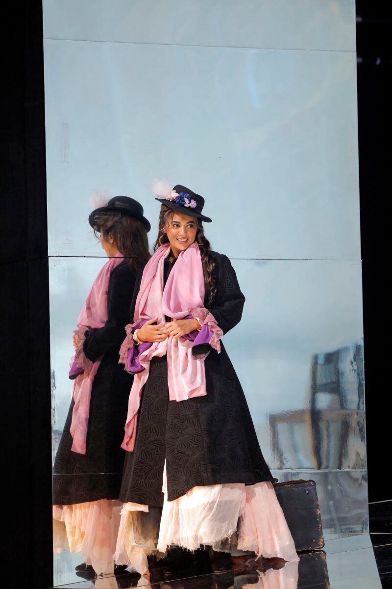 Photos: MANON at San Francisco Opera — photo 3 of 10