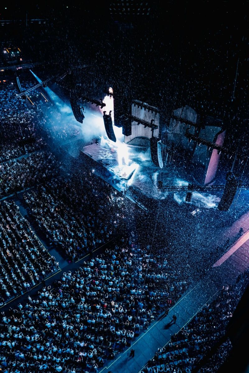 Photos: Céline Dion Closes Record-Breaking Paris Run at Plenitude Arena — photo 3 of 12